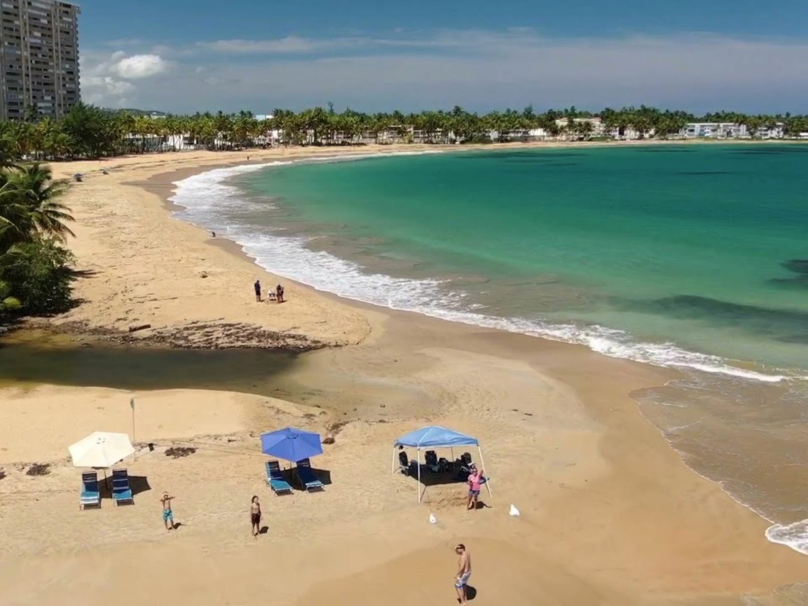 Luquillo Beach Minutes from Rainforest Beach Condo