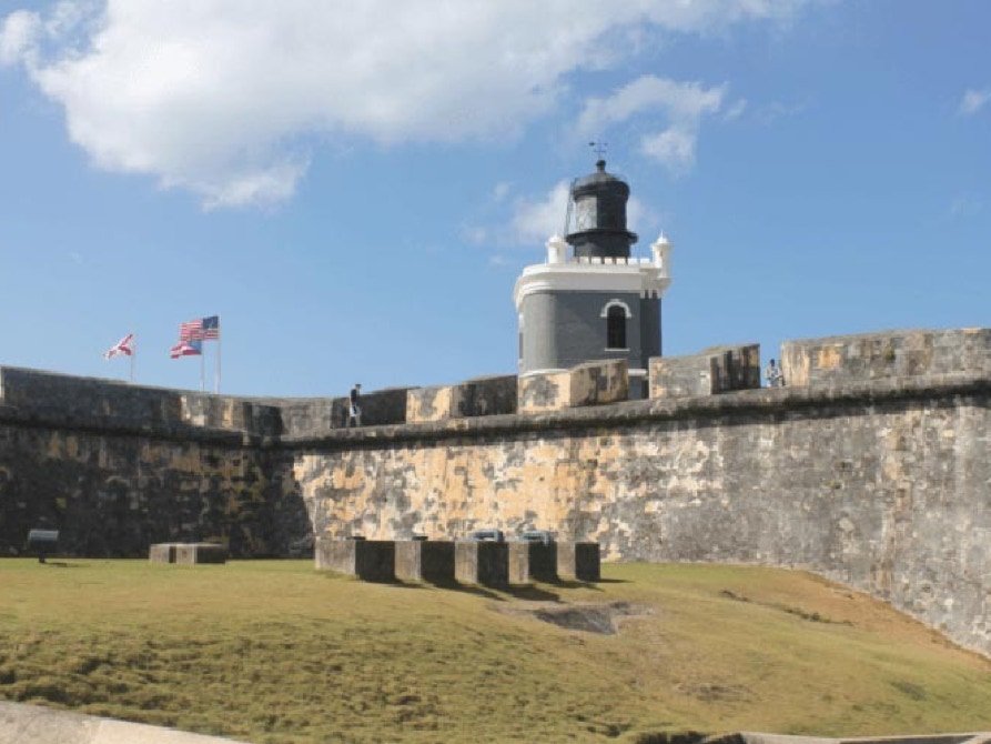 Morro 16th Century Fort Near Rainforest Beach Condo