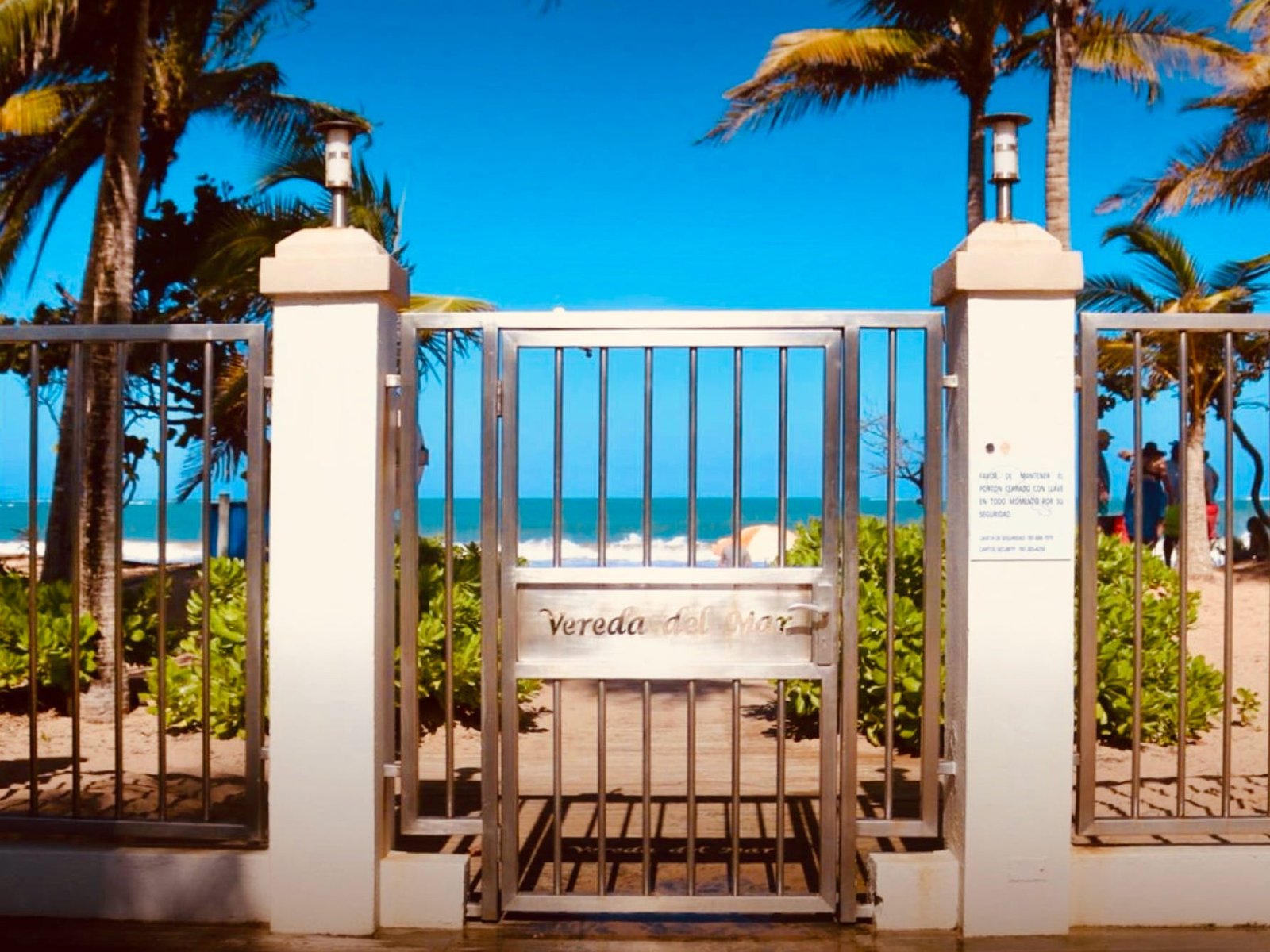 Private Beach Gate At Rainforest Beach Condo